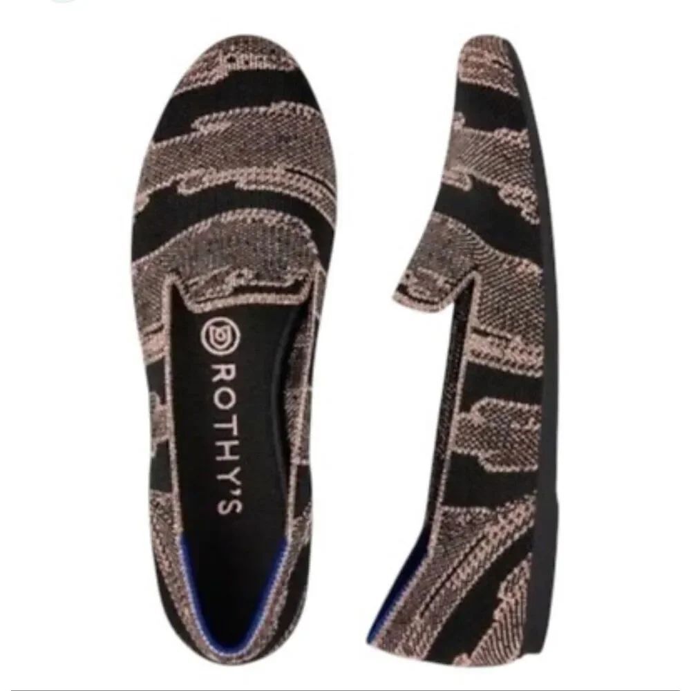 Rothy’s the almond loafer in black gold size 9